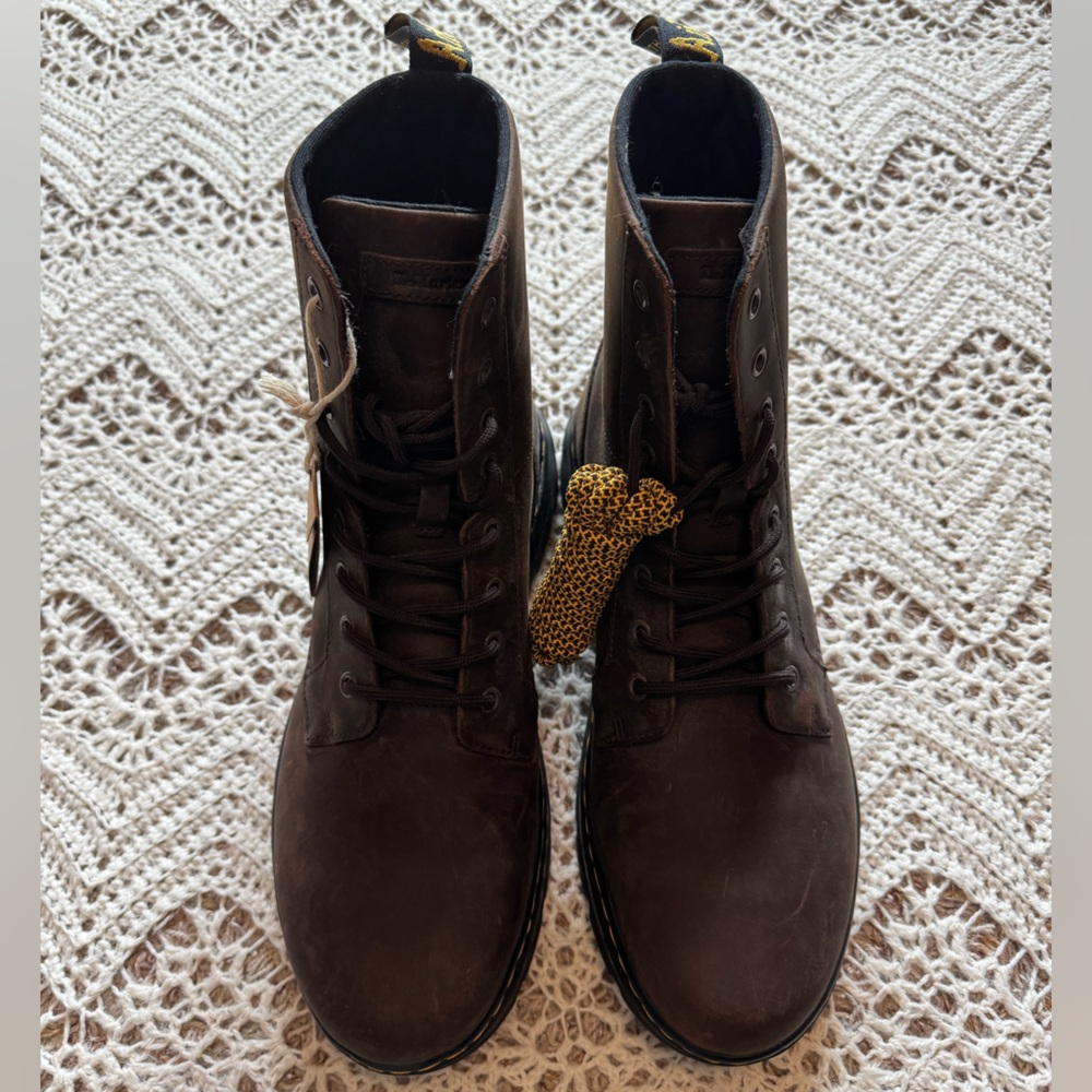 NWT Dr. Martens Combs Leather Gauche Crazy Horse Combat Boots Work Boots Men 12